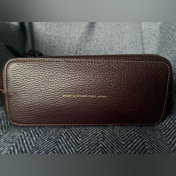 1941 Pebbled Leather Duffle
Shoulder Bag No DF 50115 in Oxblood - Picture 8 of 8